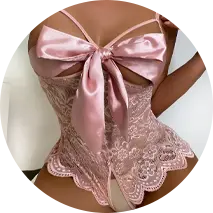 ملابس داخلية مثيرة للعروسه